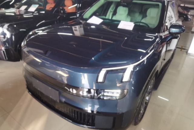 Used Lynk & Co 900 2025 2.0T Ultra
