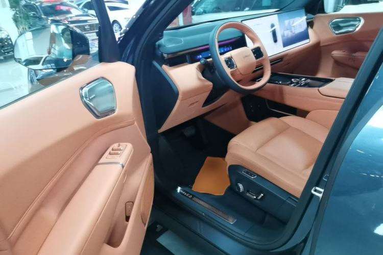 Used Lynk & Co 900 2025 2.0T Ultra Driver Seat