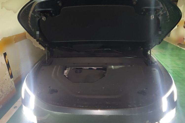 Used Lynk & Co 900 2025 1.5T Ultra Engine Bay