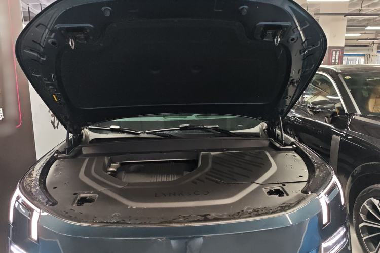 Used Lynk & Co 900 2025 1.5T Ultra Engine Bay