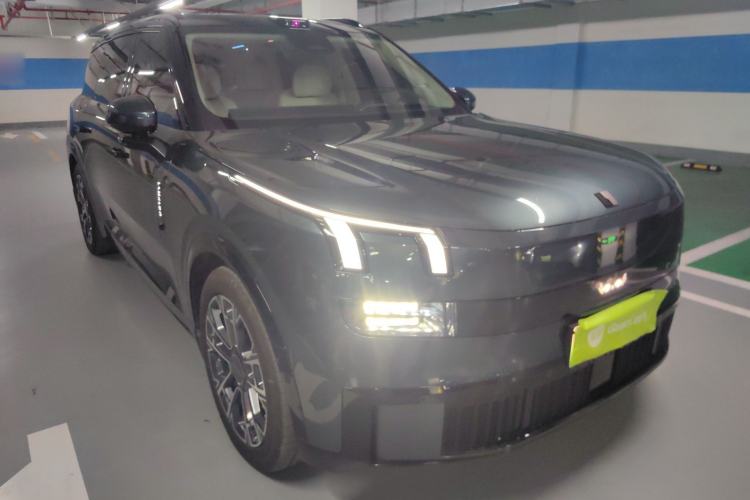 Used Lynk & Co 900 2025 2.0T Ultra Exterior 1