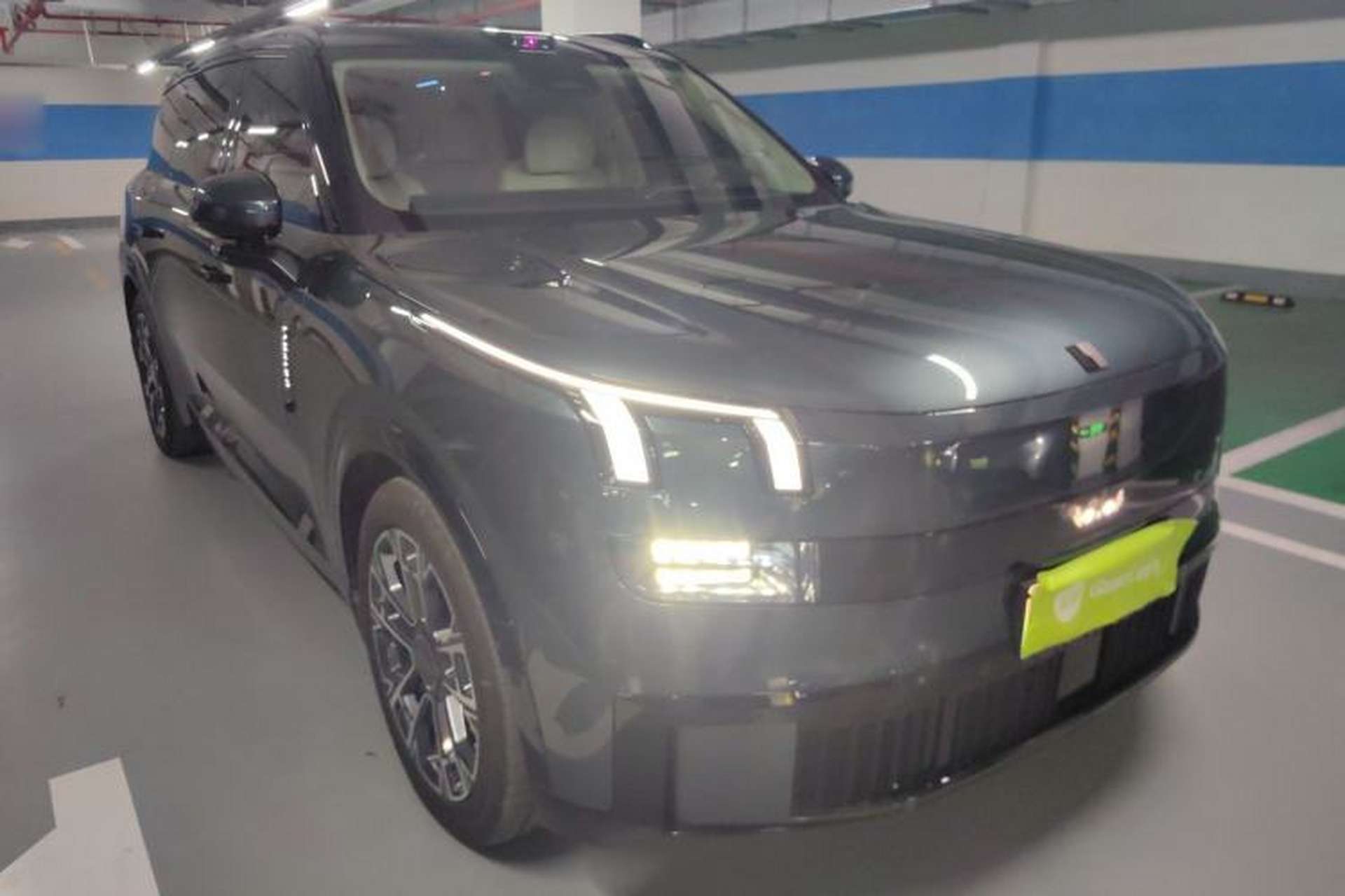 Used Lynk & Co 900 2025 2.0T Ultra Exterior 1
