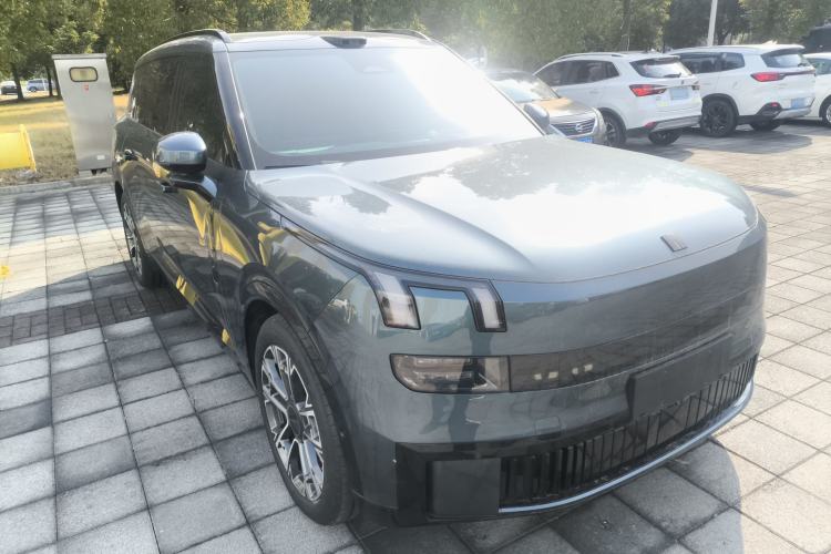 Used Lynk & Co 900 2025 2.0T Ultra Exterior 1