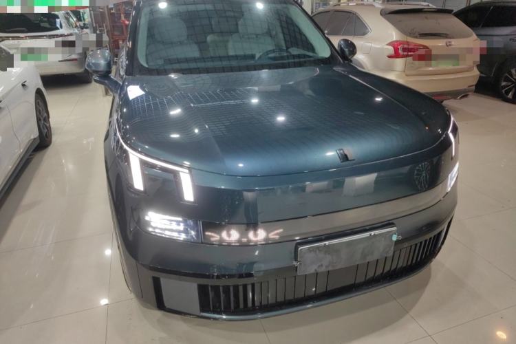 Used Lynk & Co 900 2025 2.0T Ultra Exterior 2