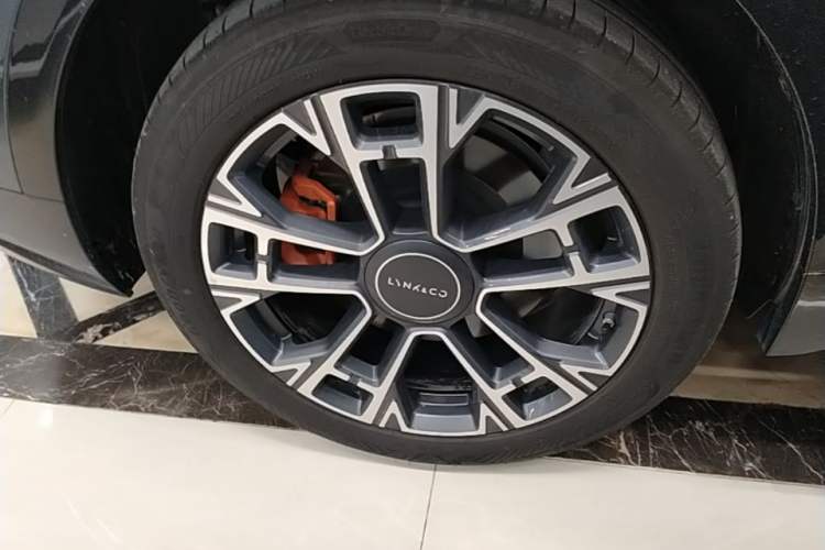 Used Lynk & Co 900 2025 2.0T Ultra Exterior 2