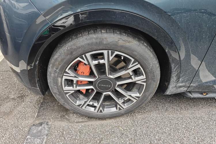 Used Lynk & Co 900 2025 2.0T Ultra Exterior 4