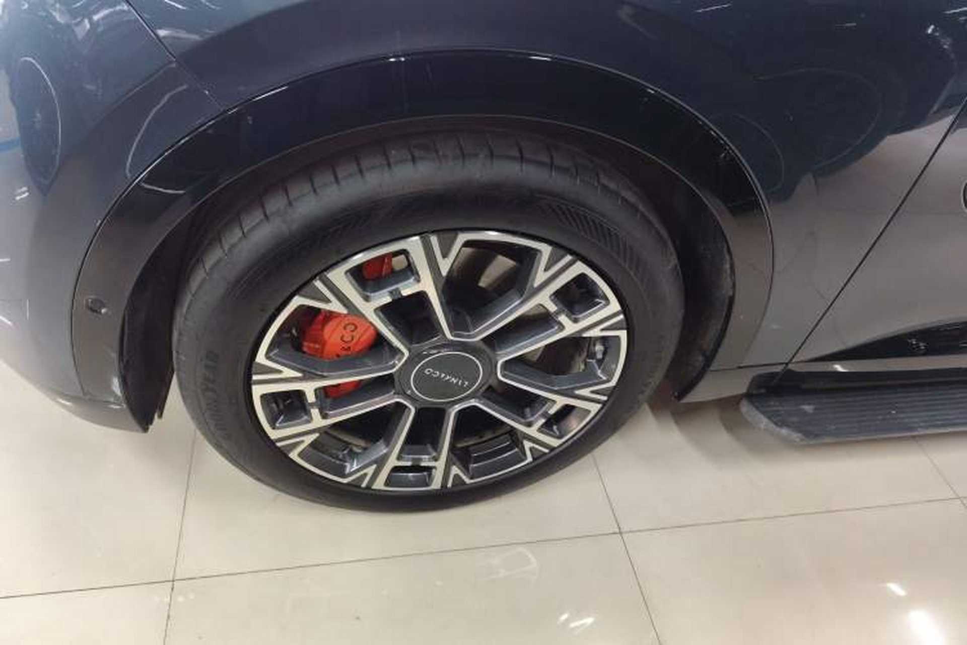 Used Lynk & Co 900 2025 2.0T Ultra Exterior 4