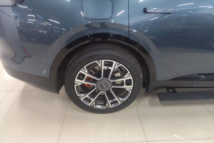 Used Lynk & Co 900 2025 2.0T Ultra Exterior 5