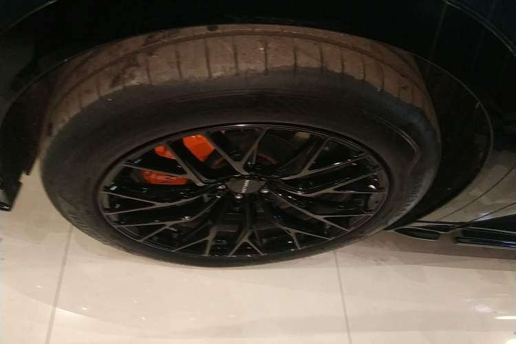 Used Lynk & Co 900 2025 2.0T Exploration Edition Exterior 7