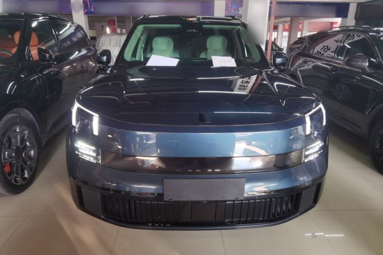 Used Lynk & Co 900 2025 2.0T Ultra Front