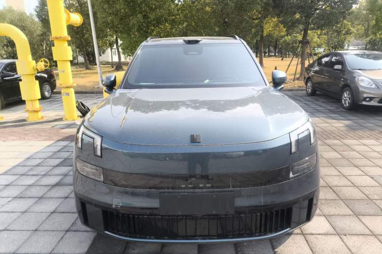 Used Lynk & Co 900 2025 2.0T Ultra Front