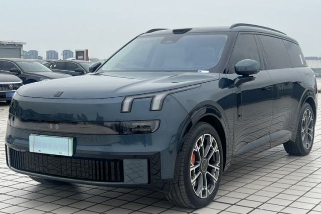 Used Lynk & Co 900 2025 2.0T Ultra