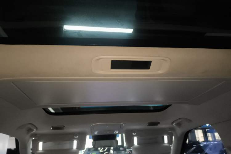 Used Lynk & Co 900 2025 2.0T Ultra Headliner