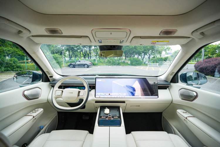 Used Lynk & Co 900 2025 1.5T Ultra Interior 7