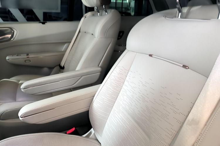Used Lynk & Co 900 2025 2.0T Ultra Left Rear Seat