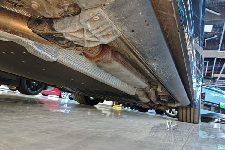 Used Lynk & Co 900 2025 2.0T Ultra Left Side Sill