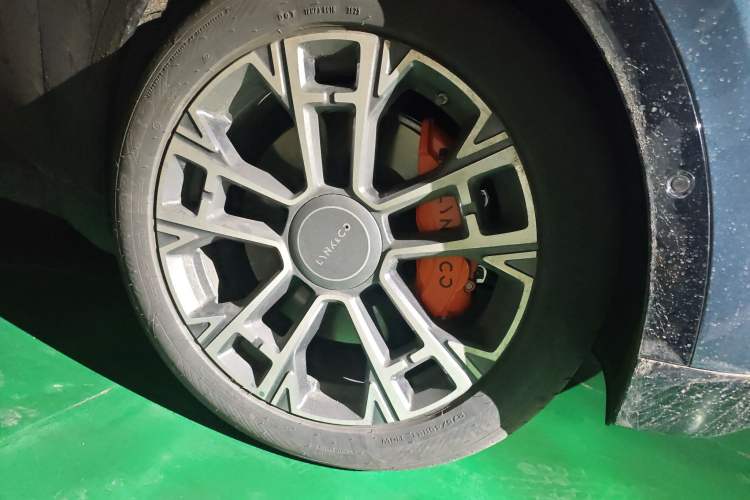 Used Lynk & Co 900 2025 1.5T Ultra Right Front Wheel Hub