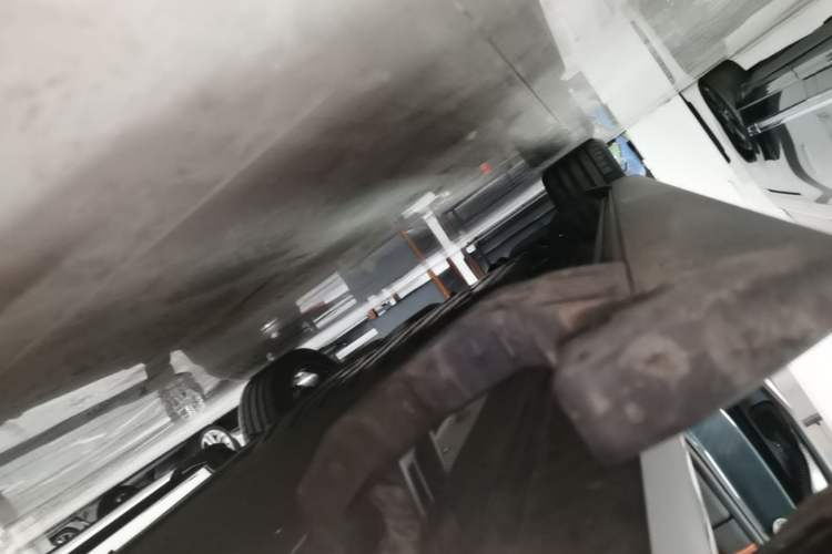 Used Lynk & Co 900 2025 2.0T Ultra Right Side Sill