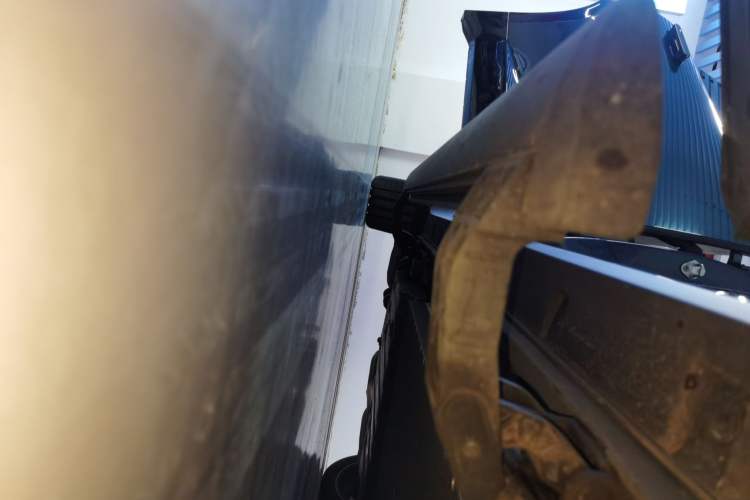 Used Lynk & Co 900 2025 2.0T Ultra Right Side Sill