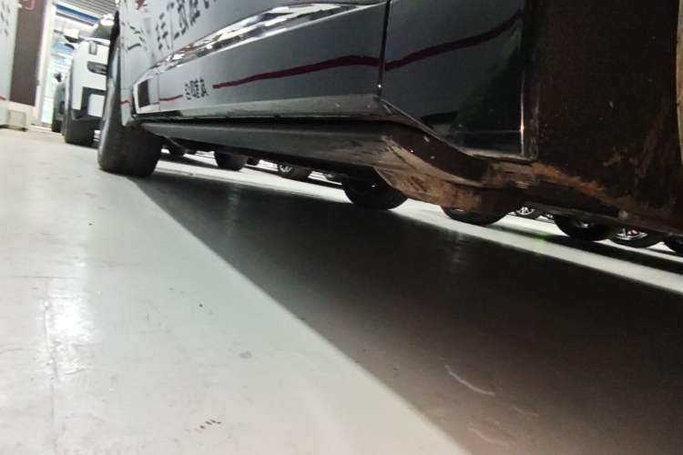 Used Lynk & Co 900 2025 1.5T Ultra Right Side Sill