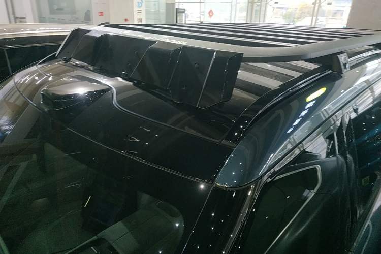 Used Lynk & Co 900 2025 2.0T Exploration Edition Roof