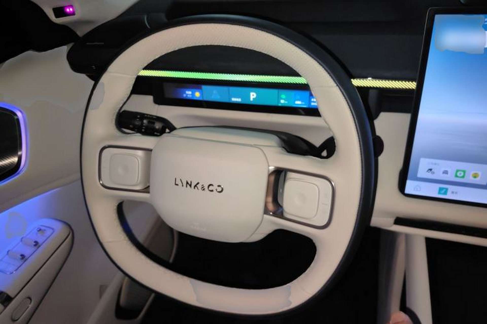 Used Lynk & Co 900 2025 2.0T Ultra Steering Wheel