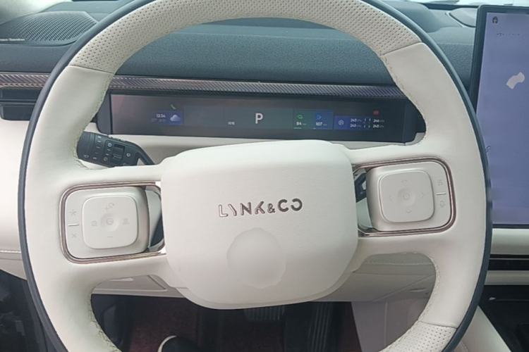 Used Lynk & Co 900 2025 2.0T Ultra Steering Wheel