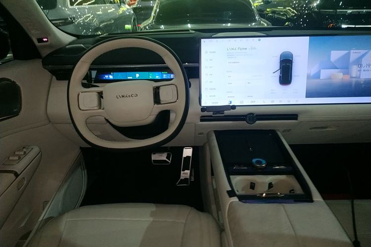 Used Lynk & Co 900 2025 2.0T Exploration Edition Steering Wheel