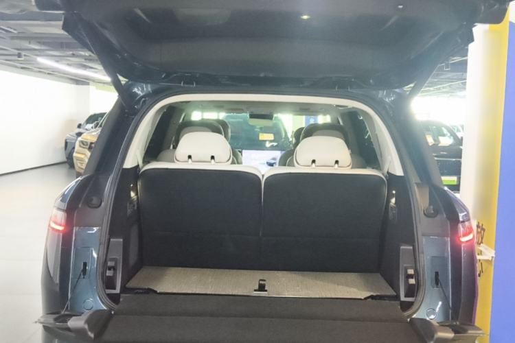 Used Lynk & Co 900 2025 2.0T Ultra Trunk