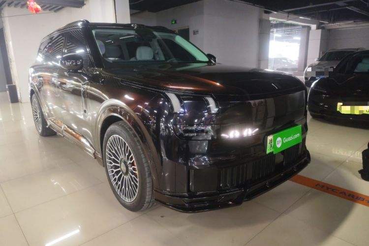 Used Lynk & Co 900 2025 2.0T Ultra Exterior 1