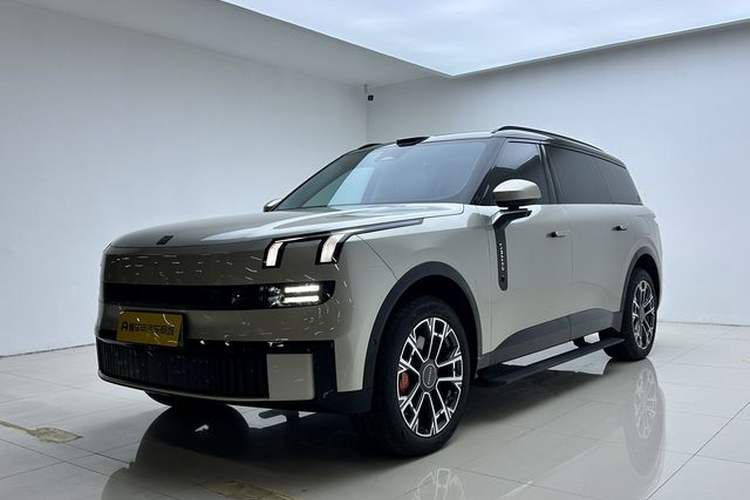 Lynk & Co 900 2025 1.5T Ultra