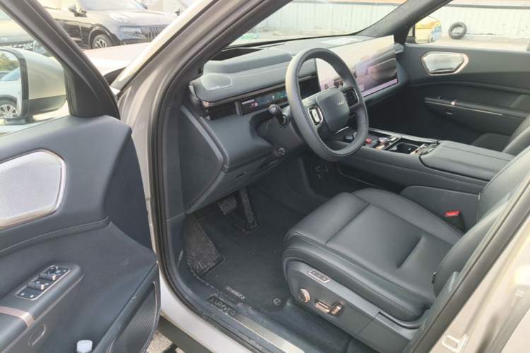 Used Lynk & Co 900 2025 2.0T Ultra Driver Seat