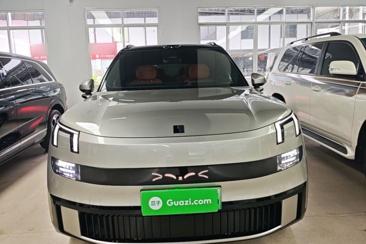 Used Lynk & Co 900 2025 1.5T Ultra Front