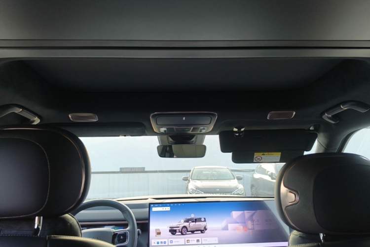 Used Lynk & Co 900 2025 2.0T Ultra Headliner