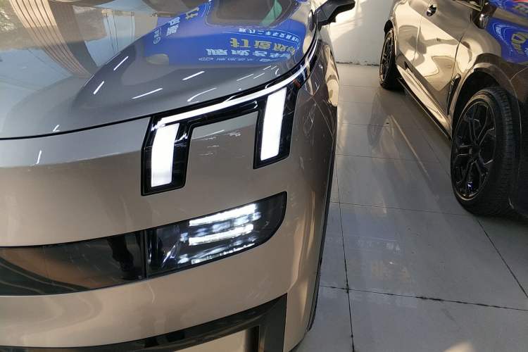 Used Lynk & Co 900 2025 1.5T Ultra Left Front Headlight