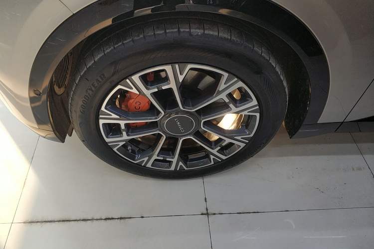 Used Lynk & Co 900 2025 1.5T Ultra Left Front Wheel Hub