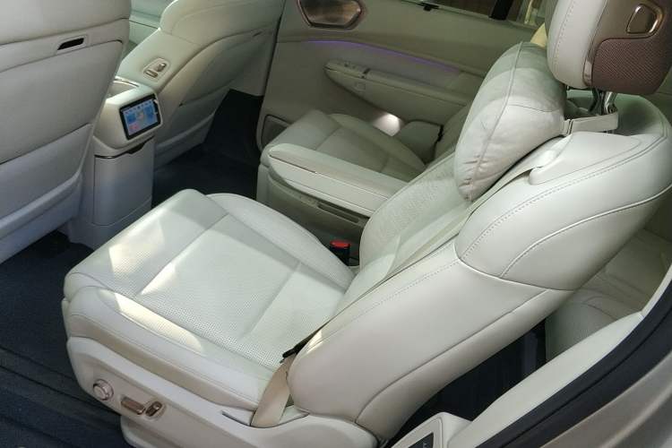 Used Lynk & Co 900 2025 1.5T Ultra Left Rear Seat
