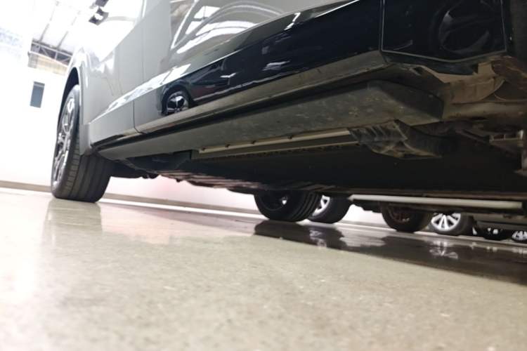 Used Lynk & Co 900 2025 1.5T Ultra Right Side Sill