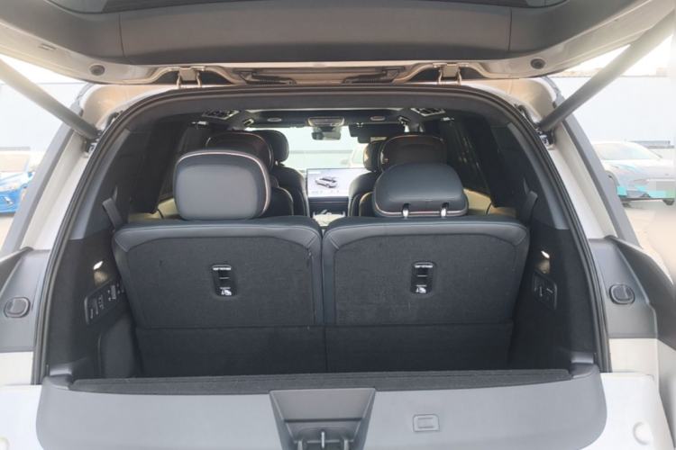 Used Lynk & Co 900 2025 2.0T Ultra Trunk