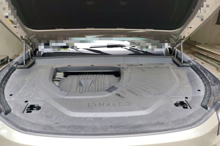 Used Lynk & Co 900 2025 2.0T Ultra Engine Bay