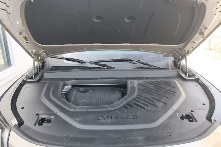 Used Lynk & Co 900 2025 1.5T Ultra Engine Bay