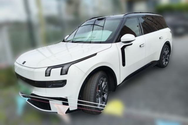 Used Lynk & Co 900 2025 2.0T Ultra