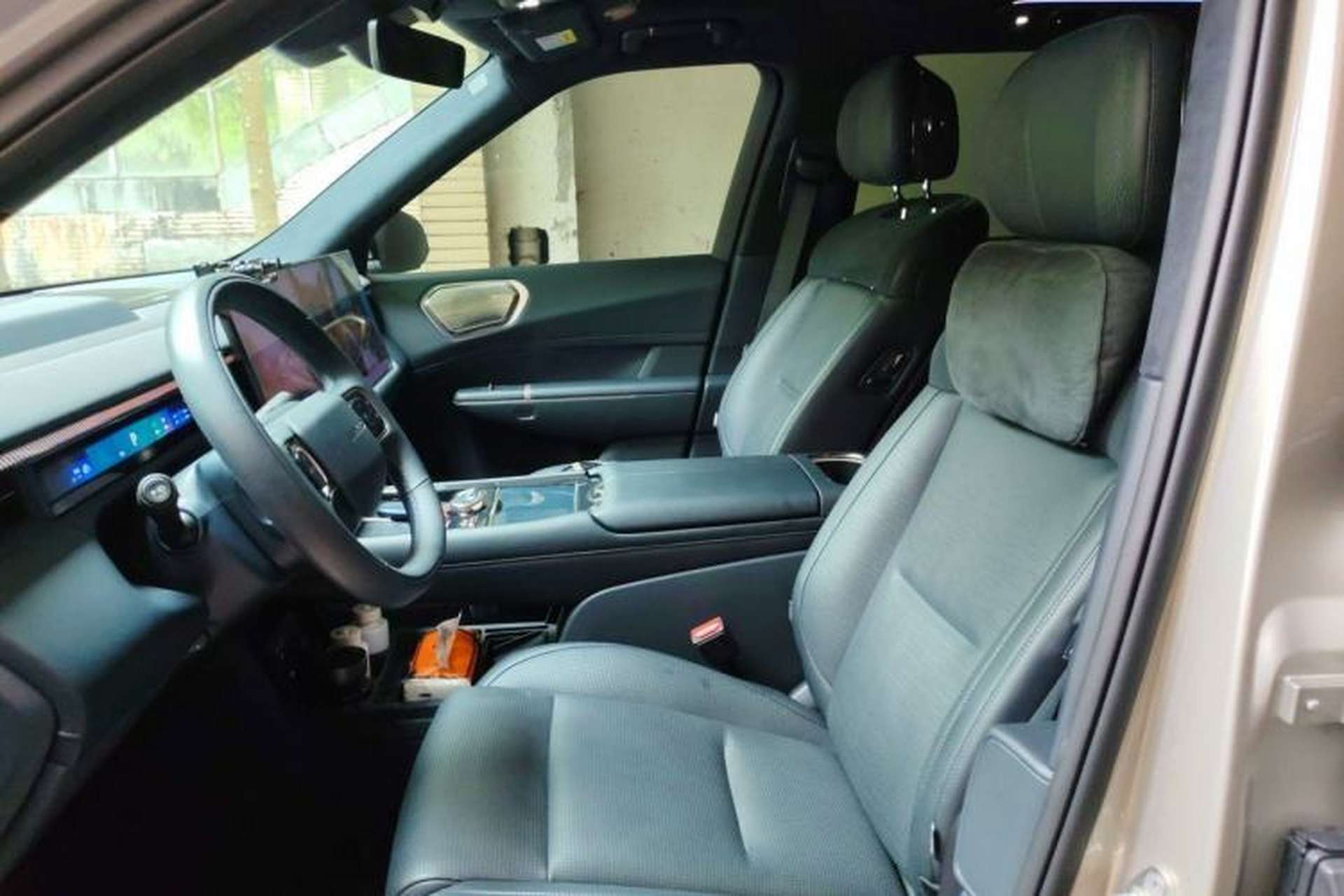 Used Lynk & Co 900 2025 2.0T Ultra Left Front Seat