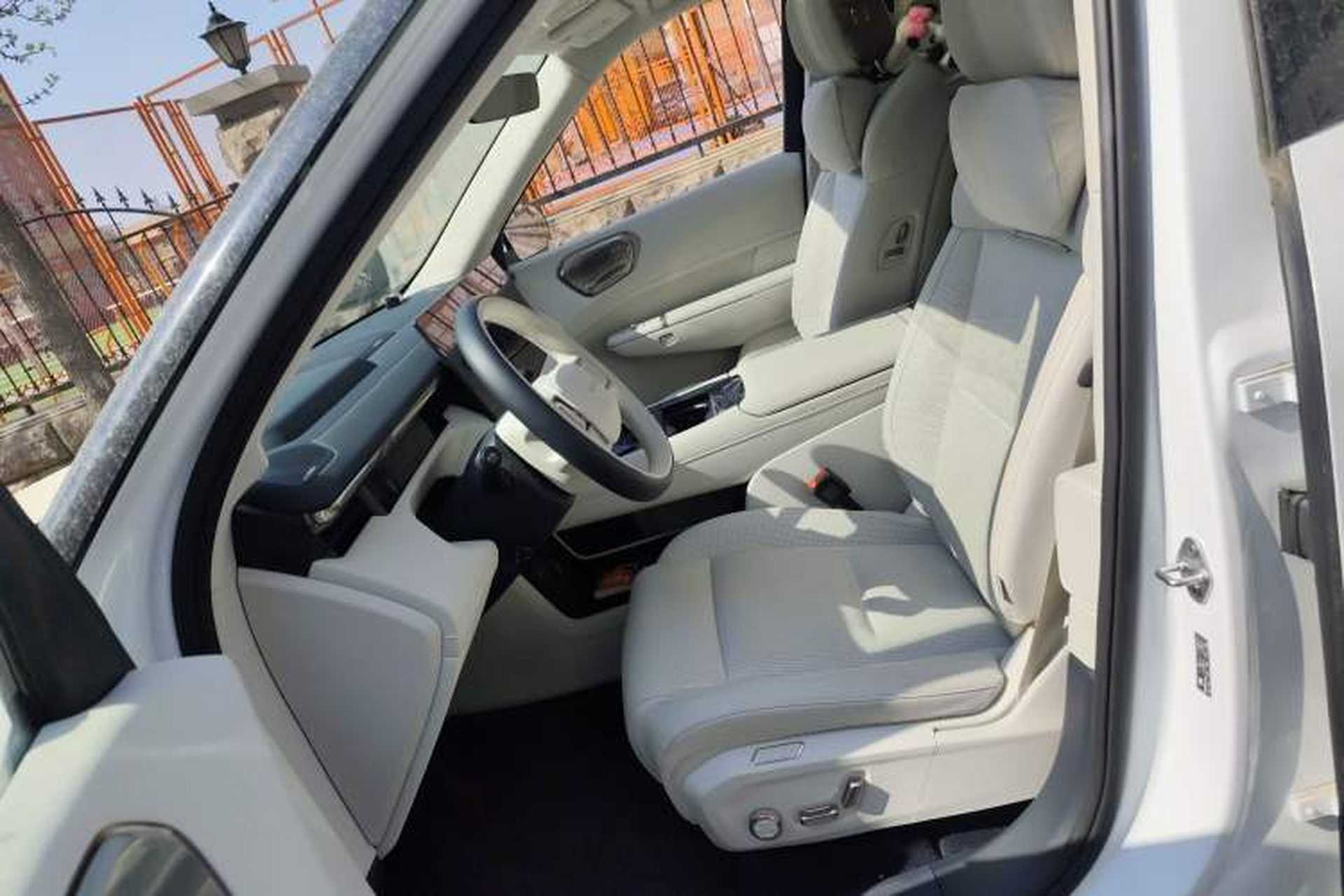 Used Lynk & Co 900 2025 1.5T Ultra Left Front Seat