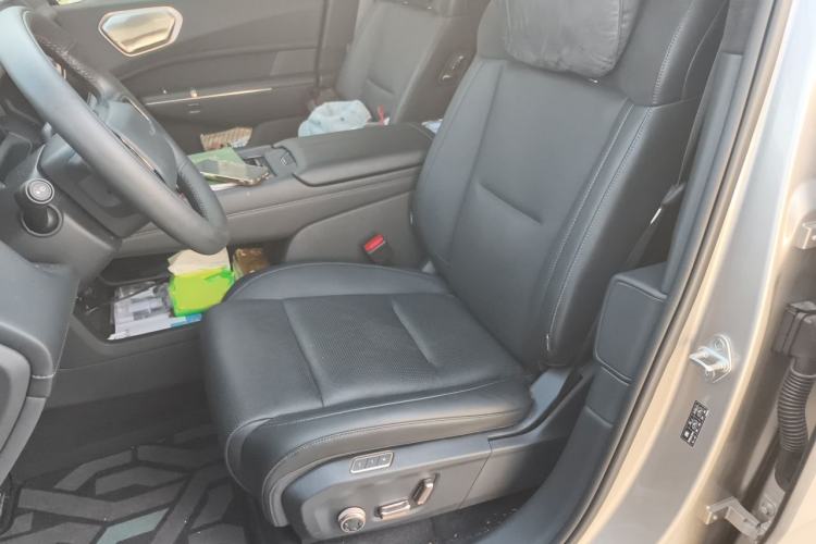 Used Lynk & Co 900 2025 1.5T Ultra Left Front Seat