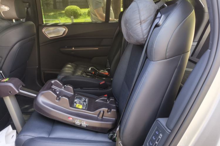 Used Lynk & Co 900 2025 2.0T Ultra Left Rear Seat