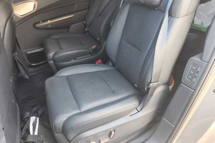 Used Lynk & Co 900 2025 1.5T Ultra Left Rear Seat