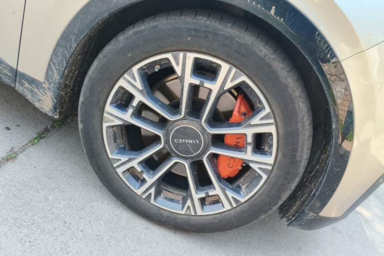 Used Lynk & Co 900 2025 1.5T Ultra Right Front Wheel Hub