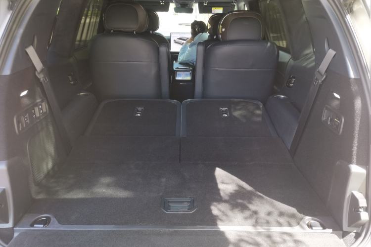 Used Lynk & Co 900 2025 2.0T Ultra Trunk