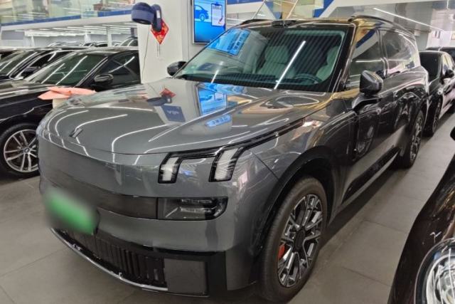Used Lynk & Co 900 2025 2.0T Ultra